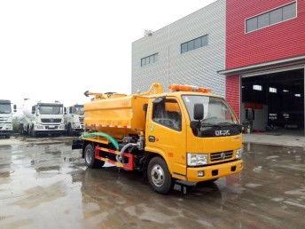 重慶專用車廠家 高壓清洗吸污車、吸糞車及管道疏通車價格解析